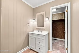 3601 Wedgewood Dr, Trent Woods, NC 28562 - Photo 35