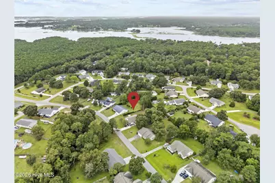 109 Halls Creek Drive, Swansboro, NC 28584 - Photo 37