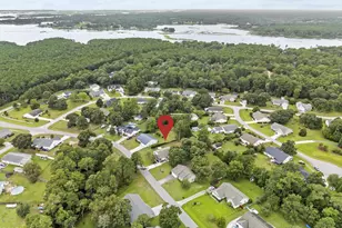 109 Halls Creek Dr, Swansboro, NC 28584 - Photo 37