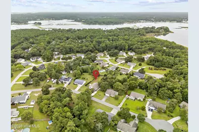 109 Halls Creek Drive, Swansboro, NC 28584 - Photo 35