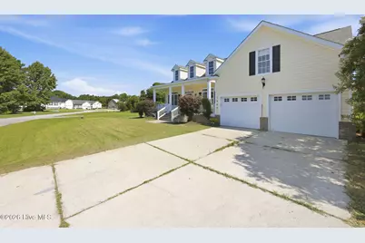 1203 Coral Reef Court, New Bern, NC 28560 - Photo 3
