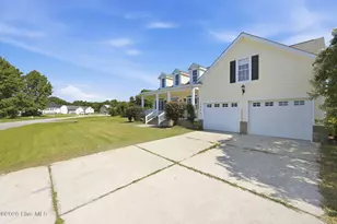 1203 Coral Reef Ct, New Bern, NC 28560 - Photo 3