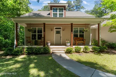 1659 E Indiana Avenue, Southern Pines, NC 28387 - Photo 1