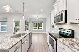 129 Devonshire Ave W, West End, NC 27376 - Photo 9