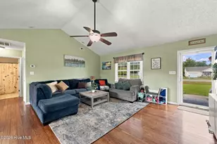 122 Terrapin Ct, Newport, NC 28570 - Photo 9