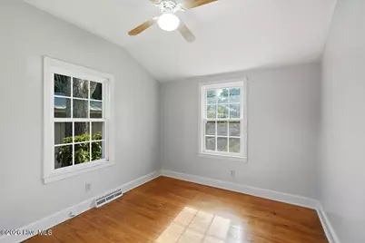 411 S 3rd Street, Smithfield, NC 27577 - Photo 33