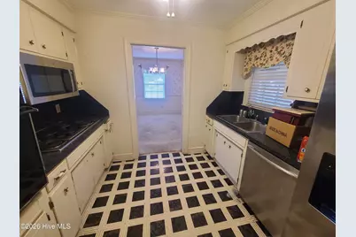 2904 Graham Drive, Kinston, NC 28504 - Photo 7