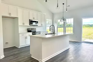 107 Blanche St, Chadbourn, NC 28431 - Photo 3