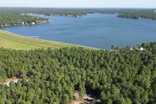 324 Longleaf Dr, West End, NC 27376 - Photo 1