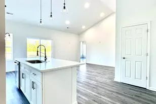304 Miller St, Chadbourn, NC 28431 - Photo 7