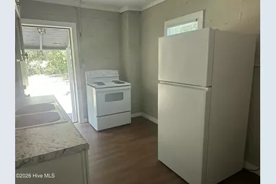 615 Lincoln Street S, Wilson, NC 27893 - Photo 11
