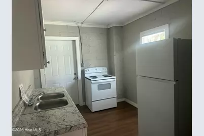 615 Lincoln Street S, Wilson, NC 27893 - Photo 9