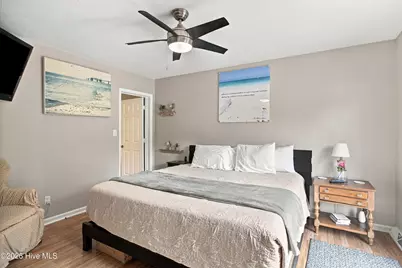 321 NE 60th Street, Oak Island, NC 28465 - Photo 7