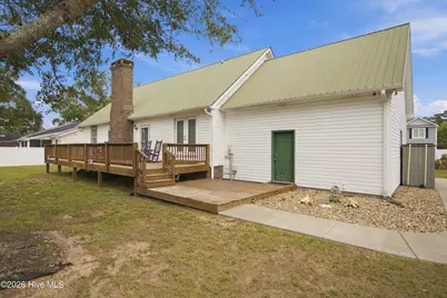 321 NE 60th Street, Oak Island, NC 28465 - Photo 31