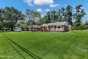 510 E Fremont St, Burgaw, NC 28425 - Photo 3