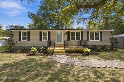 621 Harbor Drive SE, Bolivia, NC 28422 - Photo 1