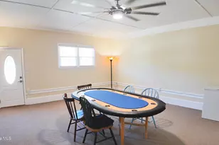 1013 Lakeview Dr, Clinton, NC 28328 - Photo 5