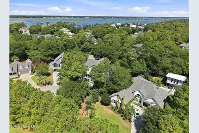 9808 Outrigger Court, Emerald Isle, NC 28594 - Photo 5