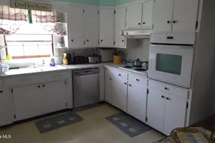 2100 S Lakeview Dr, Newport, NC 28570 - Photo 3