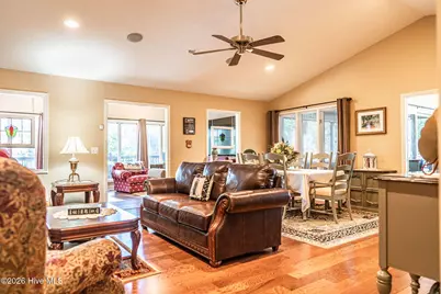19 Highland Drive, Whispering Pines, NC 28327 - Photo 5