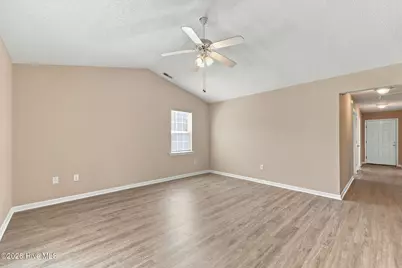 1001 Courtyard E, Beaufort, NC 28516 - Photo 19