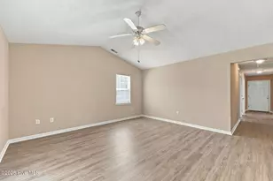 1001 Courtyard E, Beaufort, NC 28516 - Photo 19