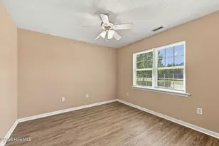 1001 Courtyard E, Beaufort, NC 28516 - Photo 11