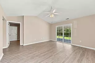 1001 Courtyard E, Beaufort, NC 28516 - Photo 21