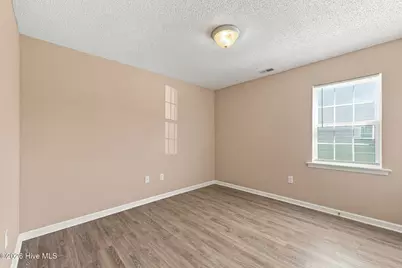 1001 Courtyard E, Beaufort, NC 28516 - Photo 13