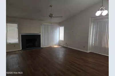 1604 Sherbrooke Circle, Laurinburg, NC 28352 - Photo 3