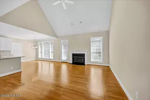 4920 Nicholas Creek Cir, Wilmington, NC 28409 - Photo 9