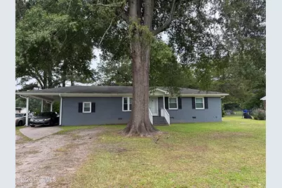 614 E Cockrell Street, Nashville, NC 27856 - Photo 1