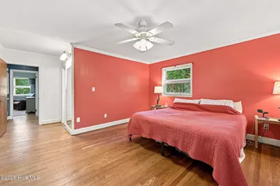 402 E Vance Street, Williamston, NC 27892 - Photo 25