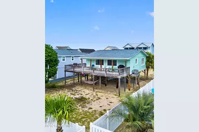 241 Brunswick Avenue W, Holden Beach, NC 28462 - Photo 15