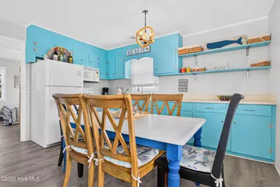 241 Brunswick Avenue W, Holden Beach, NC 28462 - Photo 5