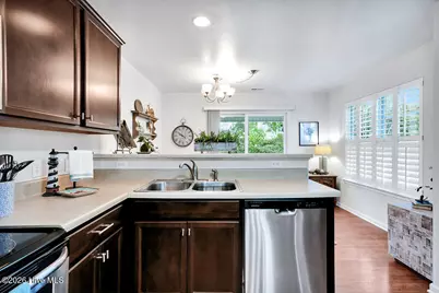 4240 Cherry Laurel Drive SE, Southport, NC 28461 - Photo 15