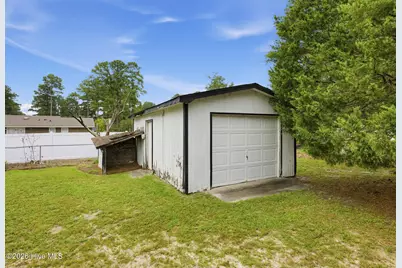 12621 Holly Lane, Laurinburg, NC 28352 - Photo 27