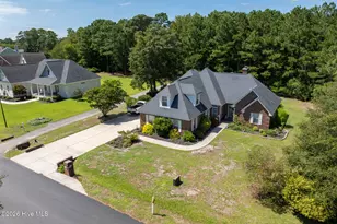 505 Seascape Dr, Sneads Ferry, NC 28460 - Photo 1