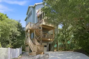 101 Wyndward Ct, Emerald Isle, NC 28594 - Photo 3