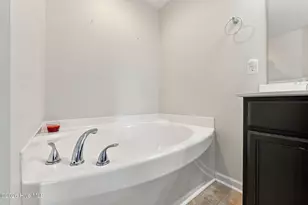 304 Lynden Ln, New Bern, NC 28560 - Photo 29