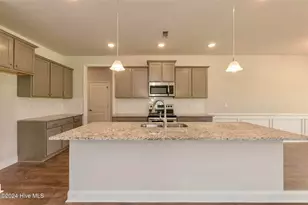180 Seashore St, Grimesland, NC 27837 - Photo 15