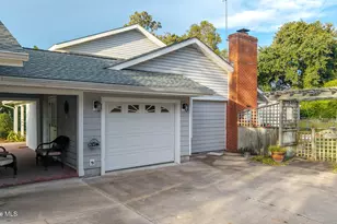 201 Sycamore Dr, Beaufort, NC 28516 - Photo 3
