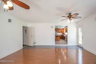 201 Sycamore Dr, Beaufort, NC 28516 - Photo 7