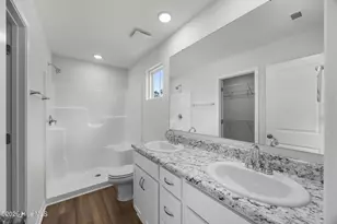 941 Plymouth Rd, Boiling Spring Lakes, NC 28461 - Photo 25
