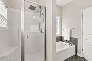 613 Knoll Cir, Greenville, NC 27858 - Photo 29