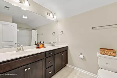 613 Knoll Circle, Greenville, NC 27858 - Photo 33