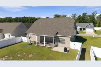 613 Knoll Circle, Greenville, NC 27858 - Photo 7