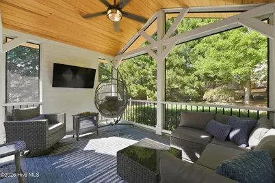30 Lake View Drive E, Pinehurst, NC 28374 - Photo 3