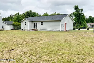 110 Littleleaf Court, Jacksonville, NC 28540 - Photo 5