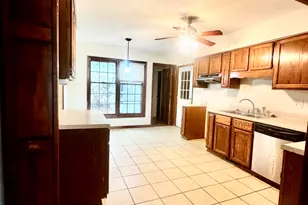 151 Raintree Cir, Jacksonville, NC 28540 - Photo 11